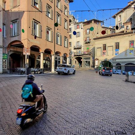 Апартаменты Near Funicolar Bergamo Alta Design House 1 Экстерьер фото
